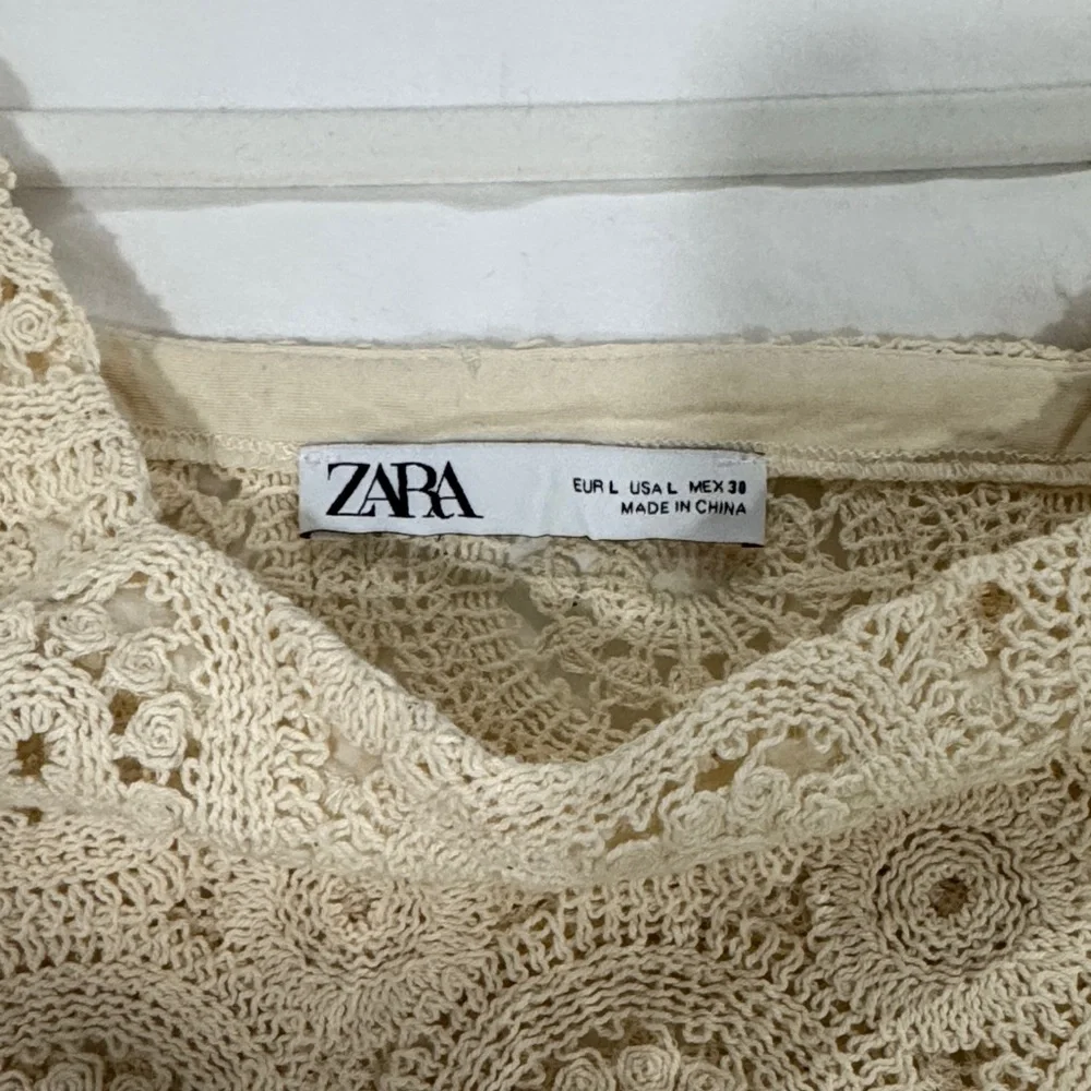 Zara Beige Crochet Blouse